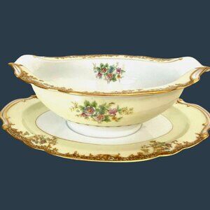 Noritake M Charmis Gravy Boat Attached Underplate Japan Gold Trim Scalloped Edge